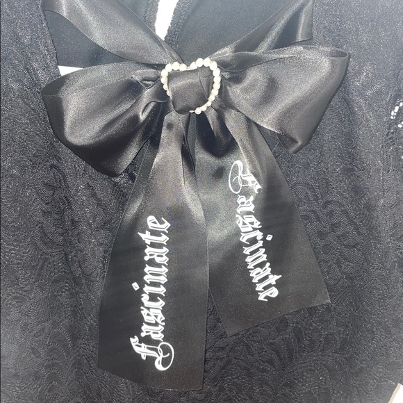 🪽Black Lace Blouse Short Sleeve With Bow - Picture 3 of 4